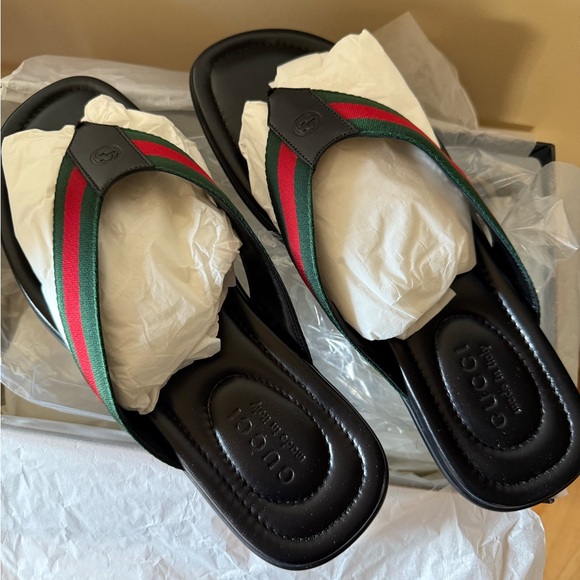 Brand New Men’s Gucci Black and Green Red Stripe Sandals - Picture 1 of 5